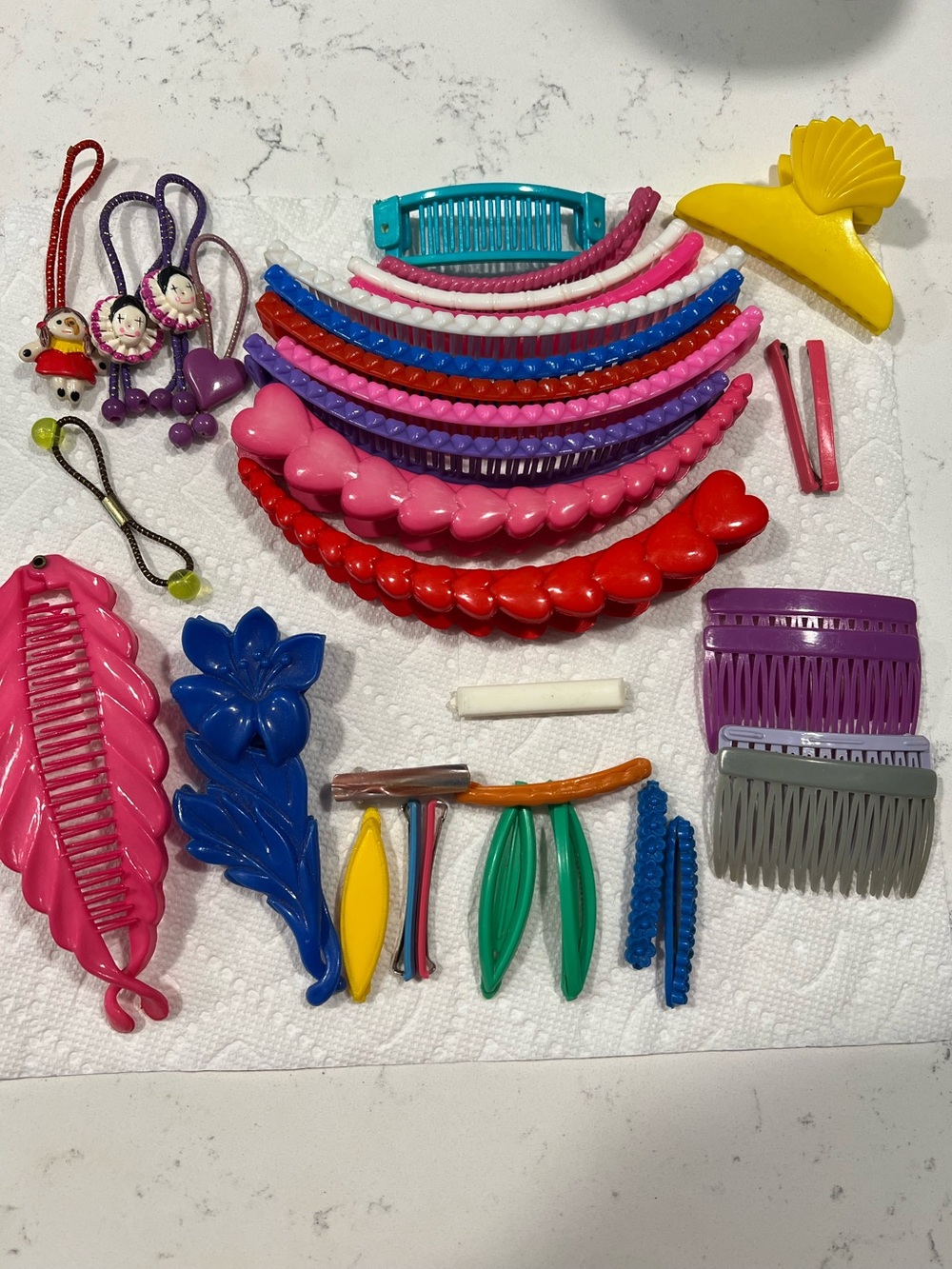 Women’s Vintage Hair Accessories 1980s- includes Banana Clips, Barrettes, etc.